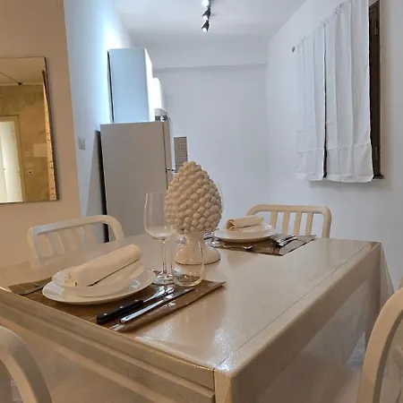 Apartment Like At Giardini Naxos